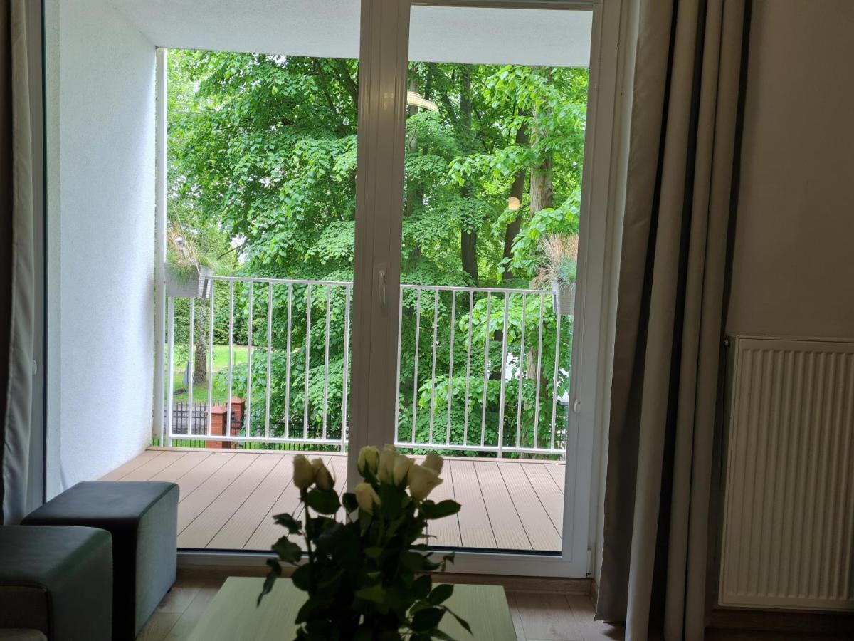 Apartment Apartamentyprzymorzu Z Basenem I Bawialnia *
