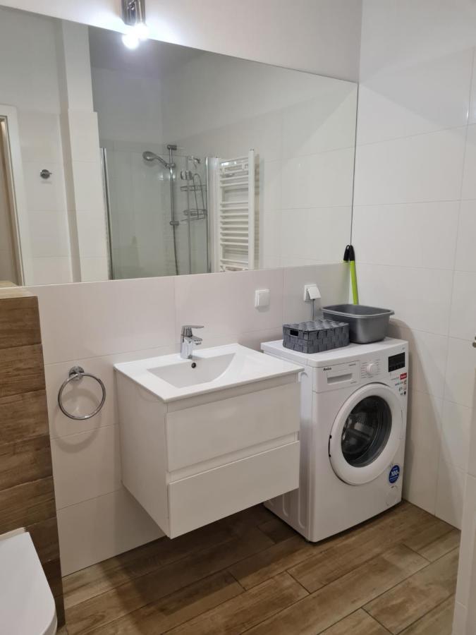 Apartment Apartamentyprzymorzu Z Basenem I Bawialnia *