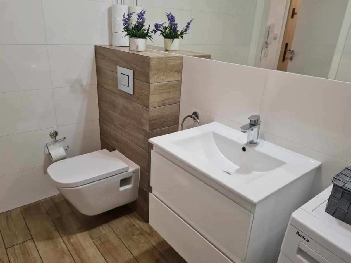 Apartamentyprzymorzu Z Basenem I Bawialnia Apartment Kolberg